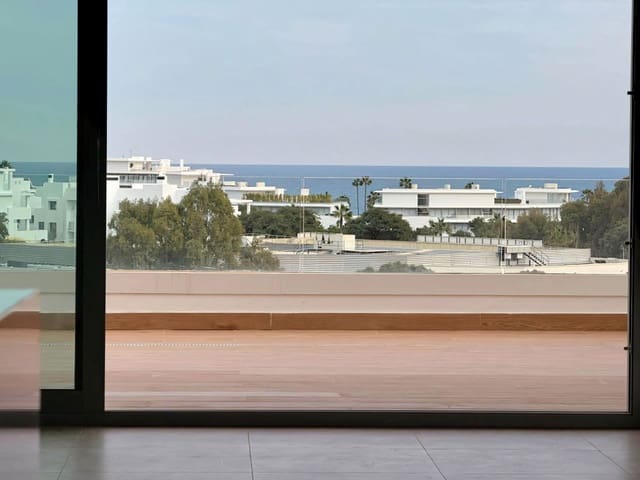 2 sovrum Lägenhet till salu i Estepona med pool - 520 000 € (Ref: 9614644)