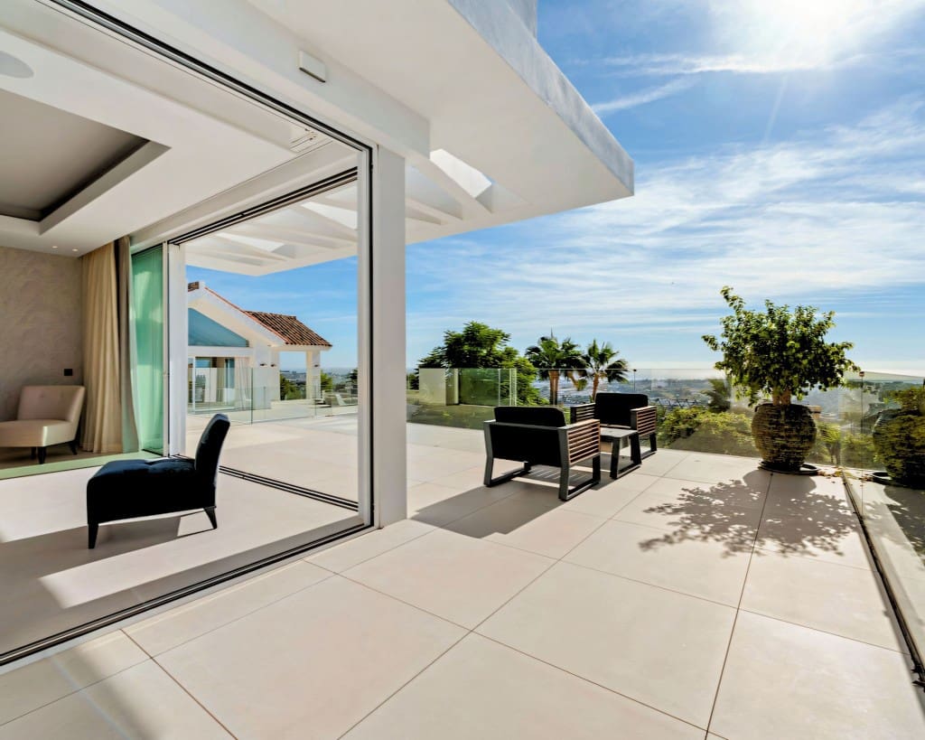 9 makuuhuone Huvila myytävänä paikassa Benahavis mukana uima-altaan 
autotalli - 8 250 000 € (Ref: 9614647)