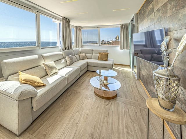 2 bedroom Penthouse for sale in Centro, Estepona - € 1,550,000 (Ref: 9618877)