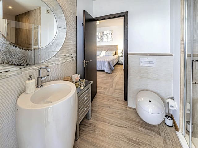 2 bedroom Penthouse for sale in Centro, Estepona - € 1,550,000 (Ref: 9618877)