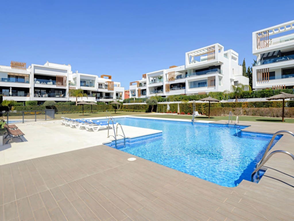 2 soveværelse Lejlighed til salg i Bel-Air med swimmingpool - € 595.000 (Ref: 9620750)