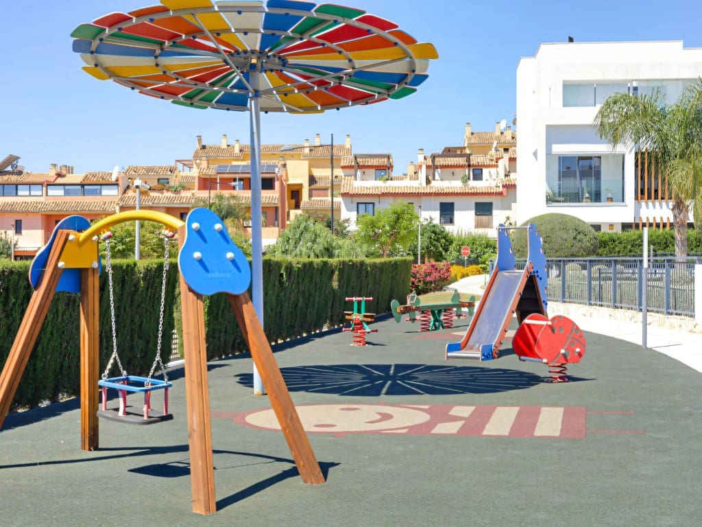 2 soveværelse Lejlighed til salg i Bel-Air med swimmingpool - € 595.000 (Ref: 9620750)