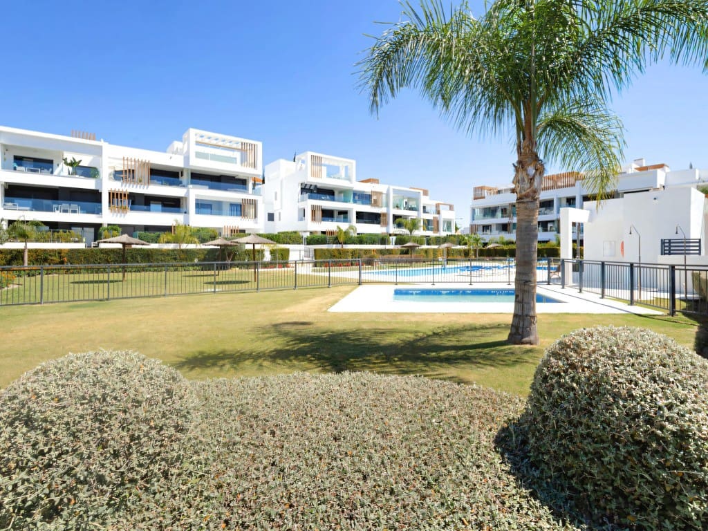 2 soveværelse Lejlighed til salg i Bel-Air med swimmingpool - € 595.000 (Ref: 9620750)