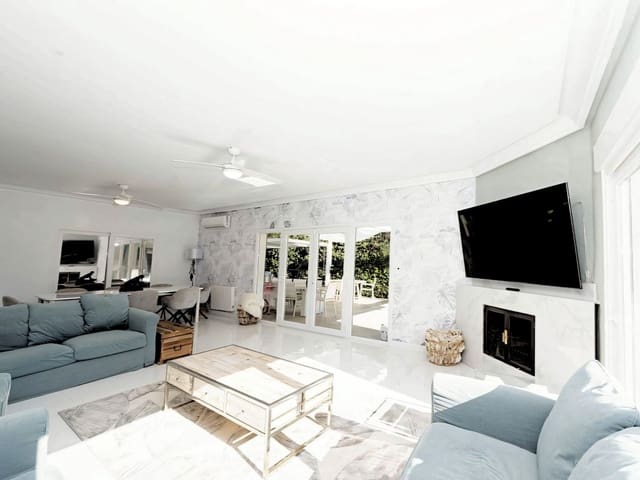 6 bedroom Villa for sale in Solymar, Benalmádena with pool garage - € 1,595,000 (Ref: 9625186)