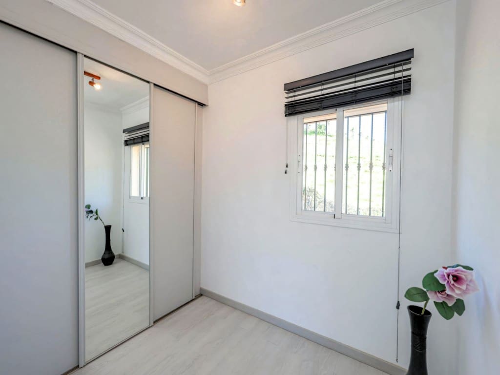 3 soveværelse Villa til salg i Coin med swimmingpool - € 520.000 (Ref: 9625187)