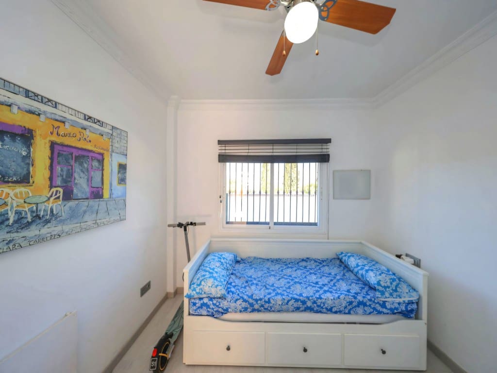 3 soveværelse Villa til salg i Coin med swimmingpool - € 520.000 (Ref: 9625187)