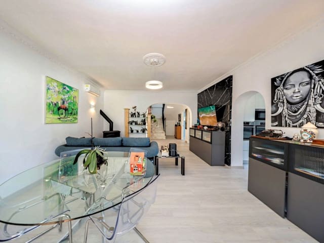 3 soveværelse Villa til salg i Coín med swimmingpool - € 520.000 (Ref: 9625187)