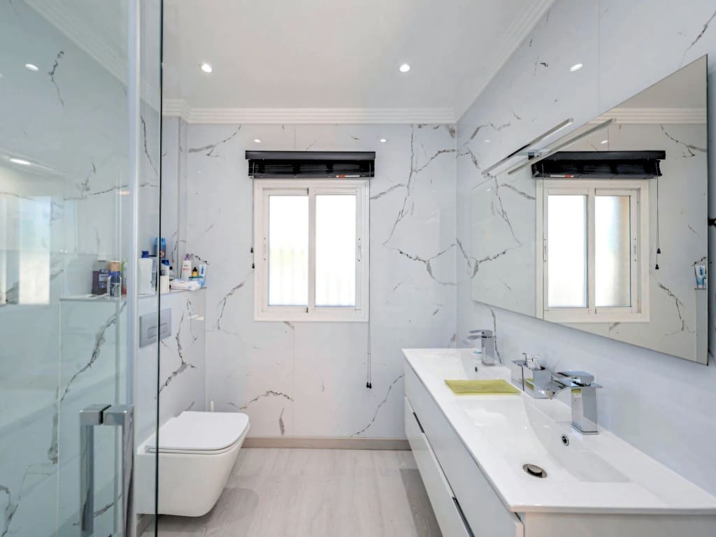 3 soveværelse Villa til salg i Coin med swimmingpool - € 520.000 (Ref: 9625187)