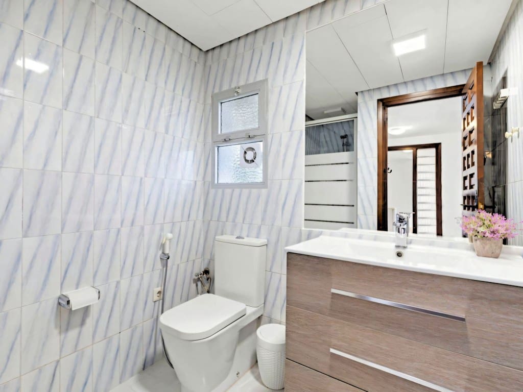 5 makuuhuone Huvila myytävänä paikassa Torrenueva mukana uima-altaan 
autotalli - 1 100 000 € (Ref: 9633735)