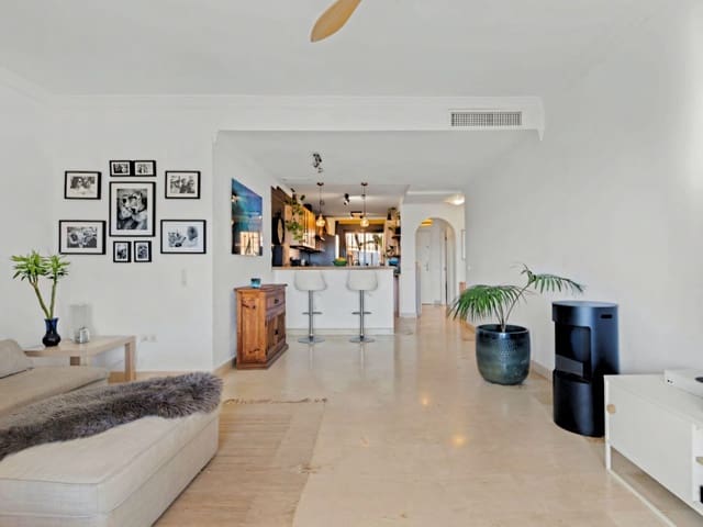 2 quarto Apartamento para venda em Elviria, Marbella com piscina - 395 000 € (Ref: 9636297)