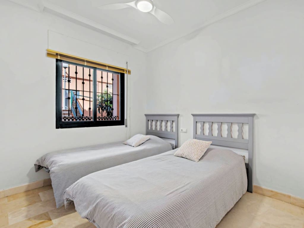 2 quarto Apartamento para venda em Elviria com piscina - 395 000 € (Ref: 9636297)