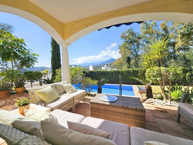 5 sovrum Villa till salu i Benahavís med pool garage - 1 475 000 € (Ref: 9636298)