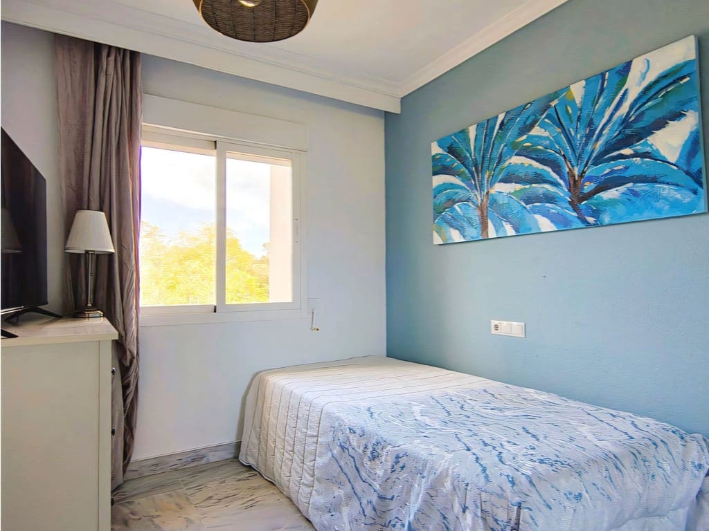 4 sovrum Lägenhet till salu i Nueva Andalucia med pool - 515 000 € (Ref: 9638959)