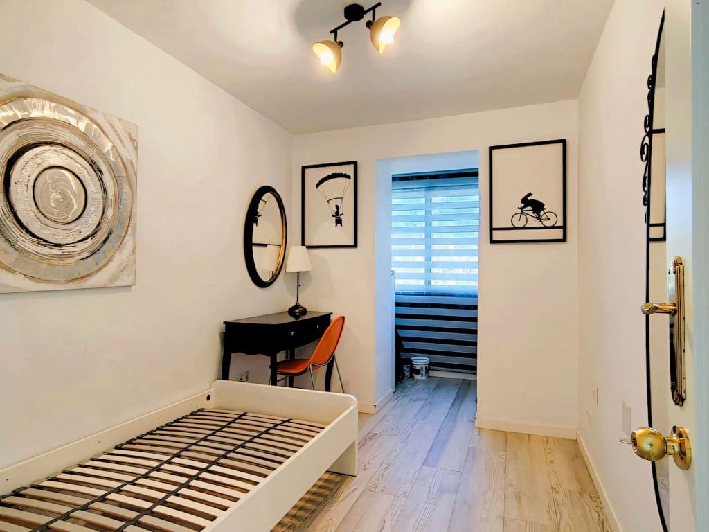 4 sovrum Lägenhet till salu i Nueva Andalucia med pool - 515 000 € (Ref: 9638959)