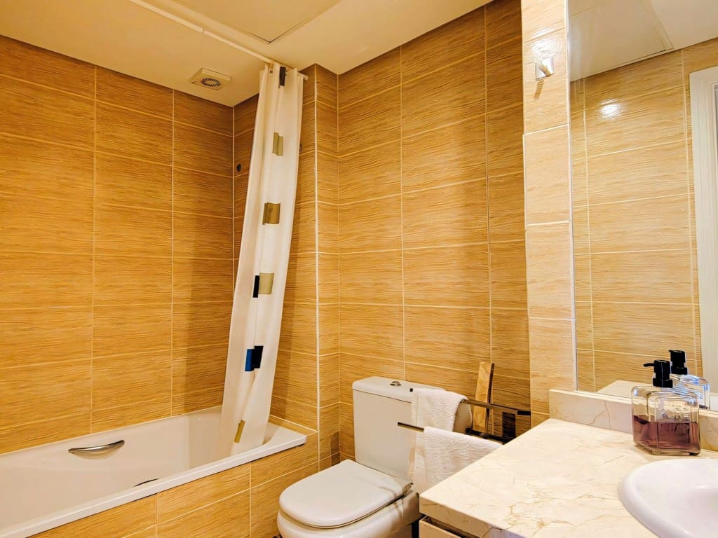 4 sovrum Lägenhet till salu i Nueva Andalucia med pool - 515 000 € (Ref: 9638959)