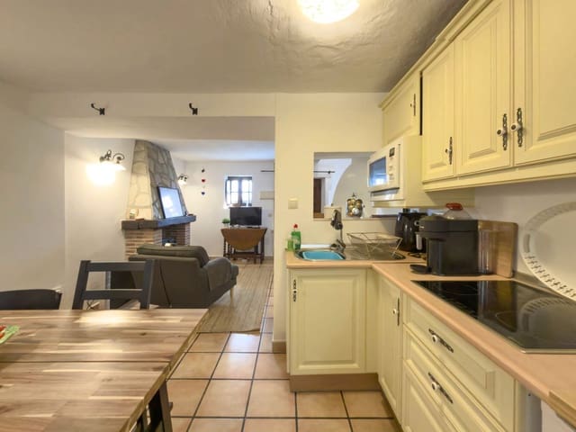 2 slaapkamer Huis te koop in Yunquera - € 85.000 (Ref: 9643698)