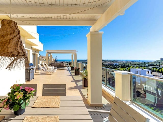 2 Zimmer Penthouse zu verkaufen in Mijas Costa, Mijas mit Pool - 575.000 € (Ref: 9643700)