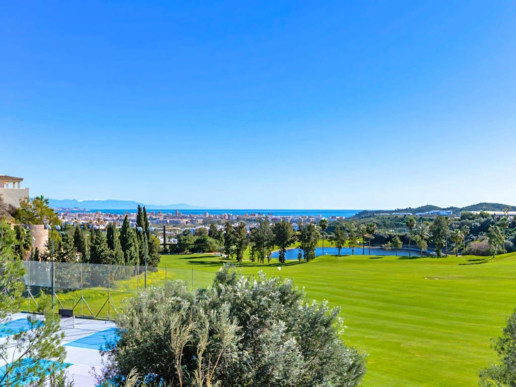 2 Zimmer Penthouse zu verkaufen in Mijas Costa mit Pool - 575.000 € (Ref: 9643700)