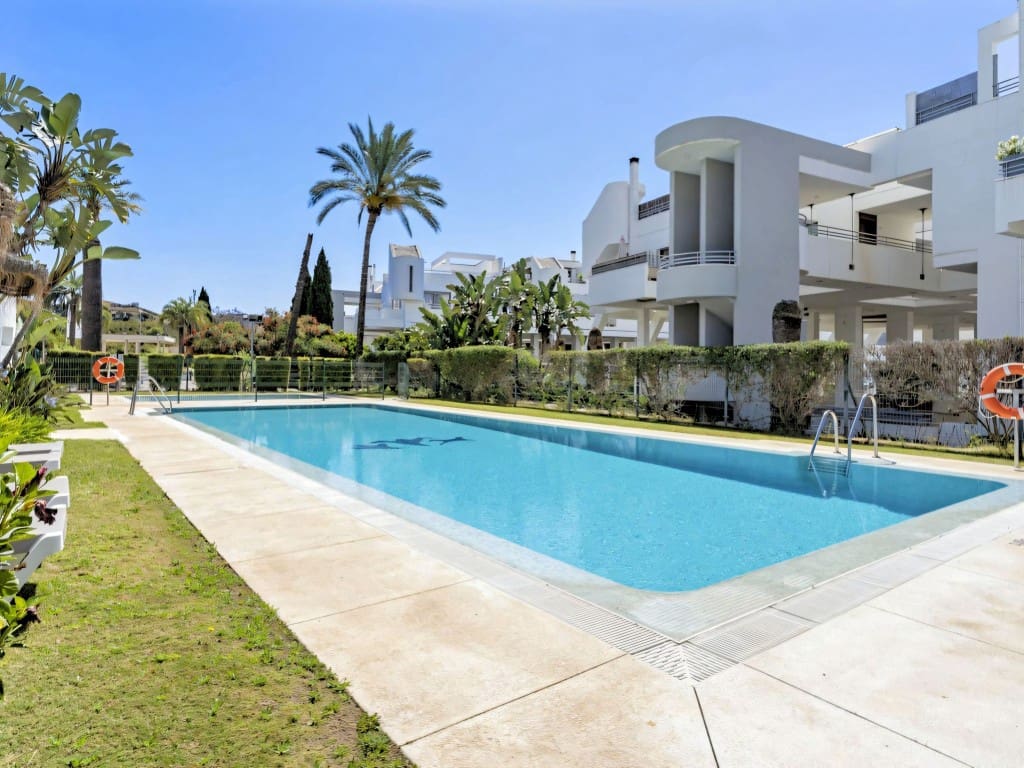 3 makuuhuone Huoneisto myytävänä paikassa La Cala de Mijas mukana uima-altaan - 459 200 € (Ref: 9647550)