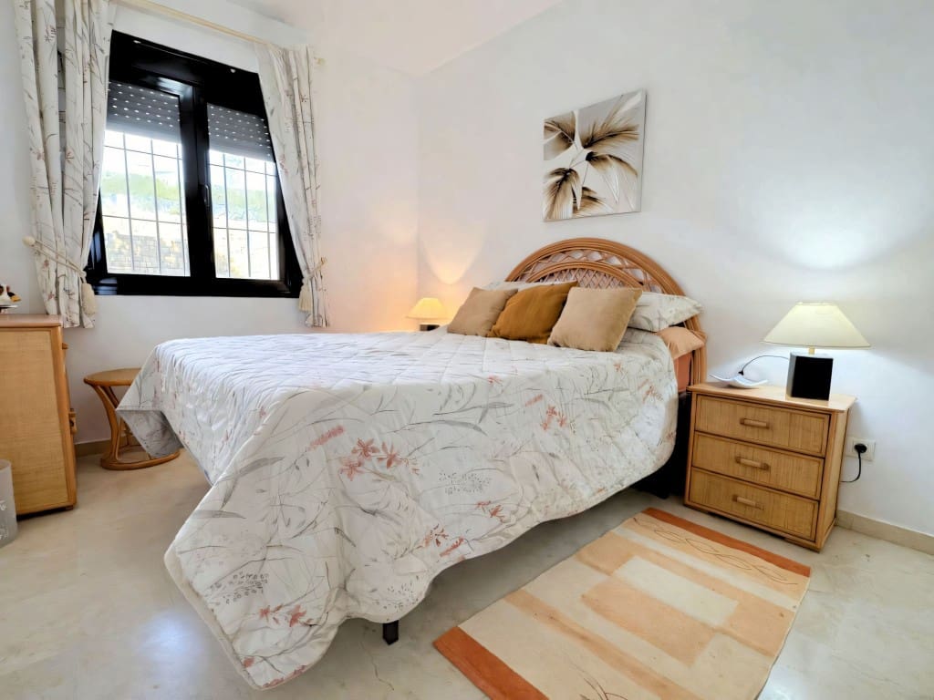 Apartamento de 2 habitaciones en Riviera del Sol en venta con piscina - 289.950 € (Ref: 9647551)