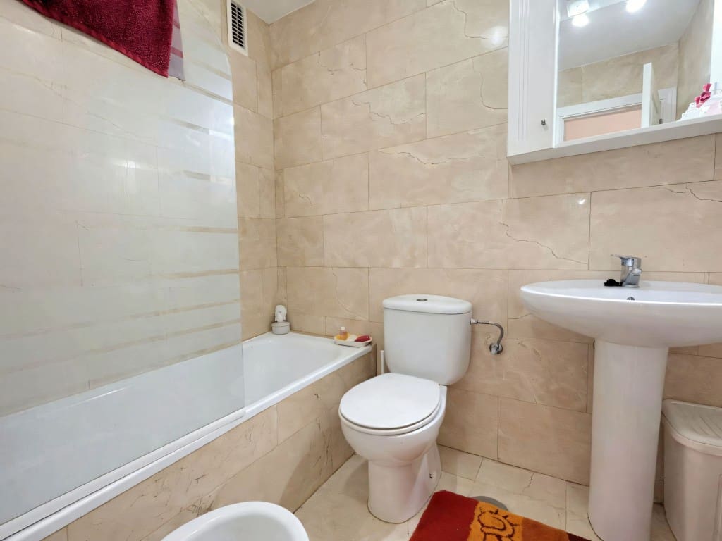 Apartamento de 2 habitaciones en Riviera del Sol en venta con piscina - 289.950 € (Ref: 9647551)