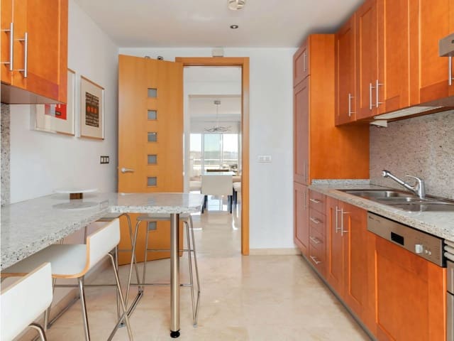 3 chambre Penthouse à vendre à La Cala de Mijas, Mijas avec piscine - 540 000 € (Ref: 9651101)