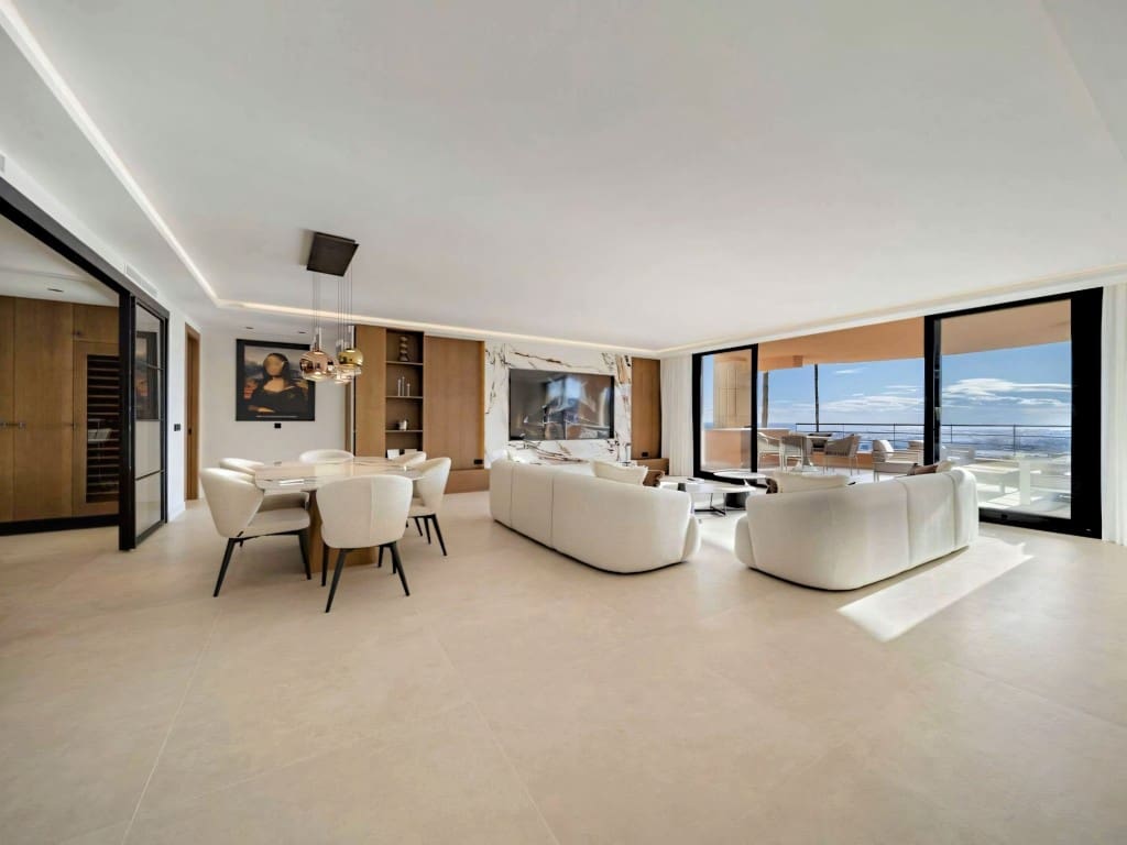 3 makuuhuone Huoneisto myytävänä paikassa Nueva Andalucia mukana uima-altaan - 1 650 000 € (Ref: 9651102)