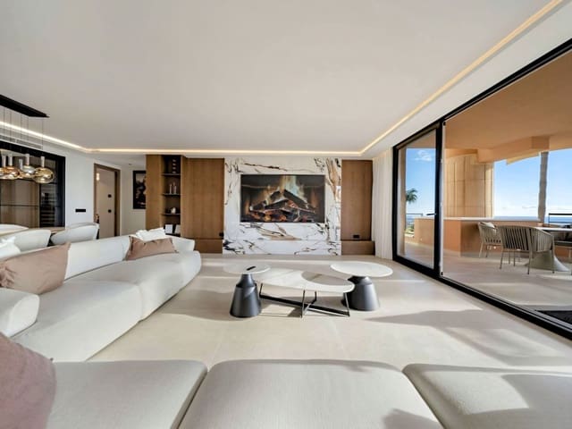 3 makuuhuone Huoneisto myytävänä paikassa Nueva Andalucia, Marbella mukana uima-altaan 
autotalli - 1 650 000 € (Ref: 9651102)