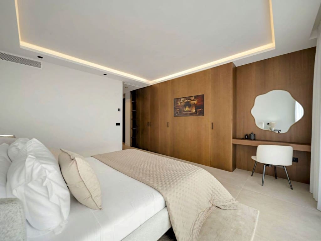 3 makuuhuone Huoneisto myytävänä paikassa Nueva Andalucia mukana uima-altaan - 1 650 000 € (Ref: 9651102)