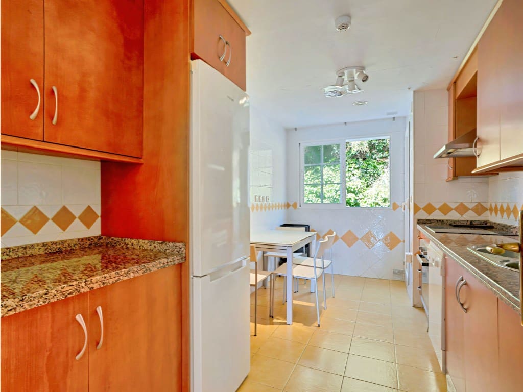 2 sypialnia Apartament na sprzedaż w Rio Real z basenem - 437 000 € (Ref: 9651104)