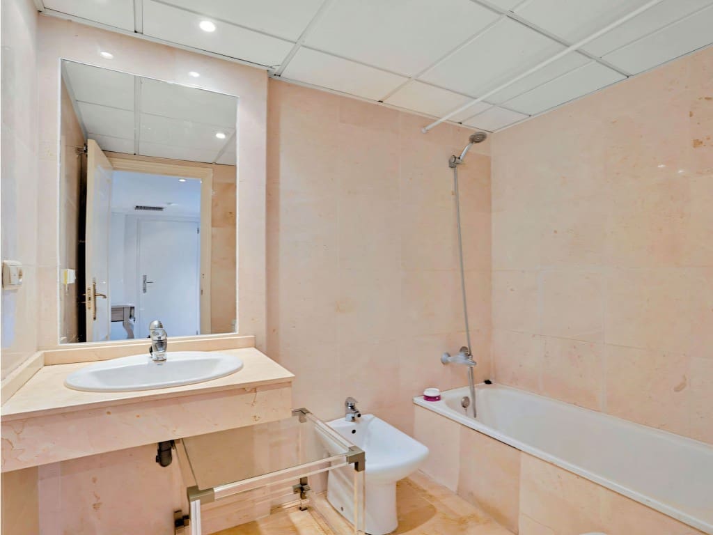 2 sypialnia Apartament na sprzedaż w Rio Real z basenem - 437 000 € (Ref: 9651104)