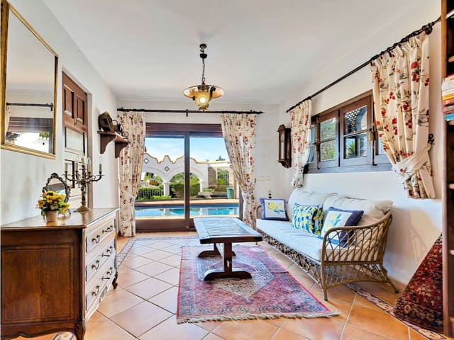 4 soverom Villa til salgs i Mijas pueblo, Mijas med svømmebasseng garasje - € 1 399 000 (Ref: 9651105)