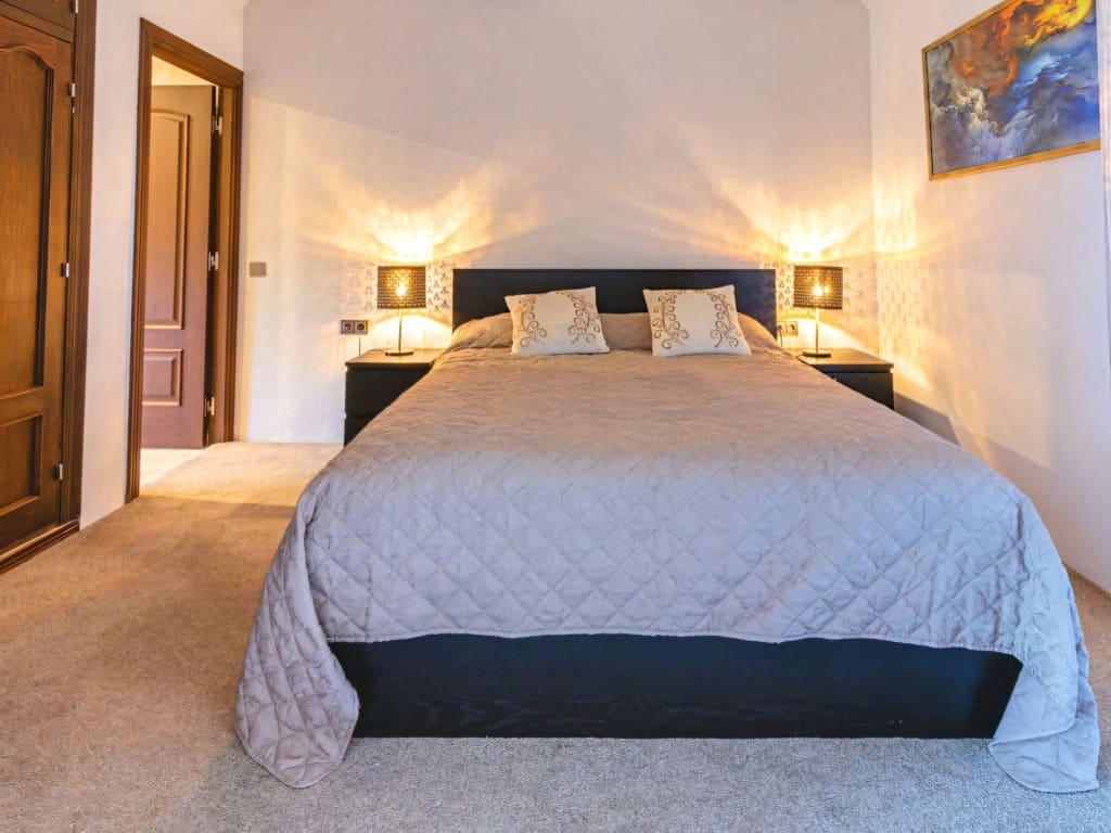 Chalet de 5 habitaciones en Benahavís en venta con piscina garaje - 2.750.000 € (Ref: 9655607)