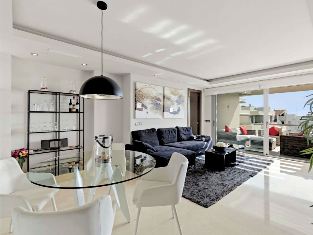 2 slaapkamer Appartement te koop in Benahavis met zwembad garage - € 679.000 (Ref: 9658187)