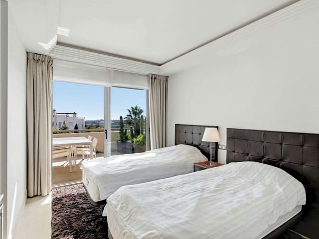 2 slaapkamer Appartement te koop in Benahavís met zwembad garage - € 679.000 (Ref: 9658187)