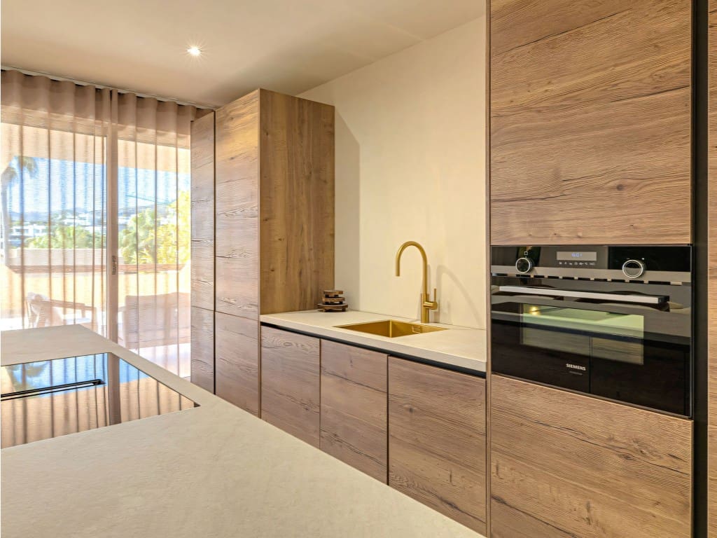 2 sovrum Lägenhet till salu i Benahavis med pool garage - 625 000 € (Ref: 9658188)