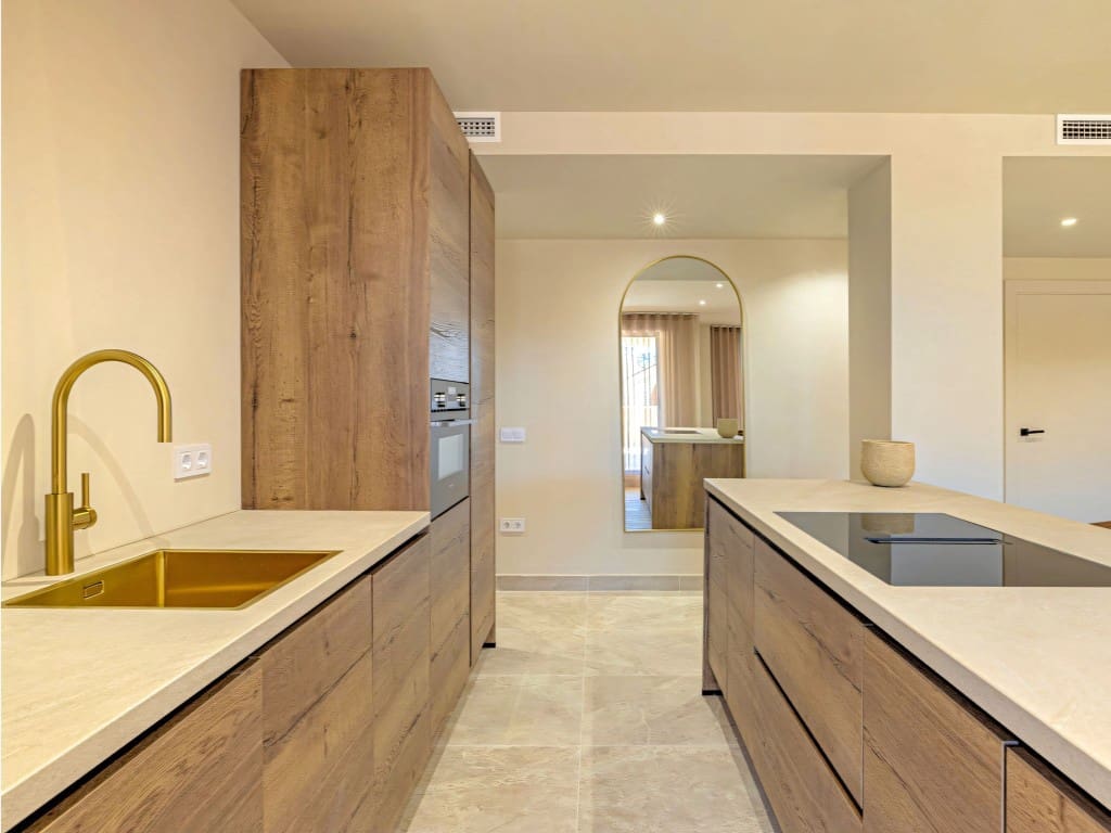 2 sovrum Lägenhet till salu i Benahavis med pool garage - 625 000 € (Ref: 9658188)