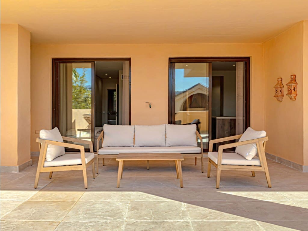 2 sovrum Lägenhet till salu i Benahavis med pool garage - 625 000 € (Ref: 9658188)