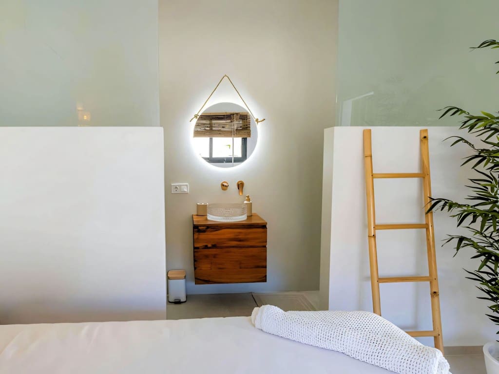 3 soveværelse Villa til salg i Estepona med swimmingpool - € 1.395.000 (Ref: 9660797)