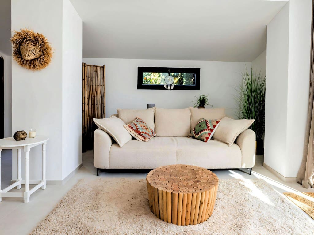 3 soveværelse Villa til salg i Estepona med swimmingpool - € 1.395.000 (Ref: 9660797)