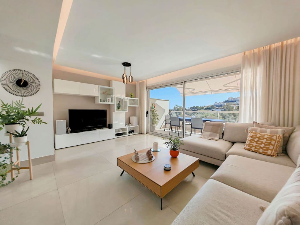 3 sypialnia Penthouse na sprzedaż w La Cala de Mijas z basenem garażem - 725 000 € (Ref: 9665787)