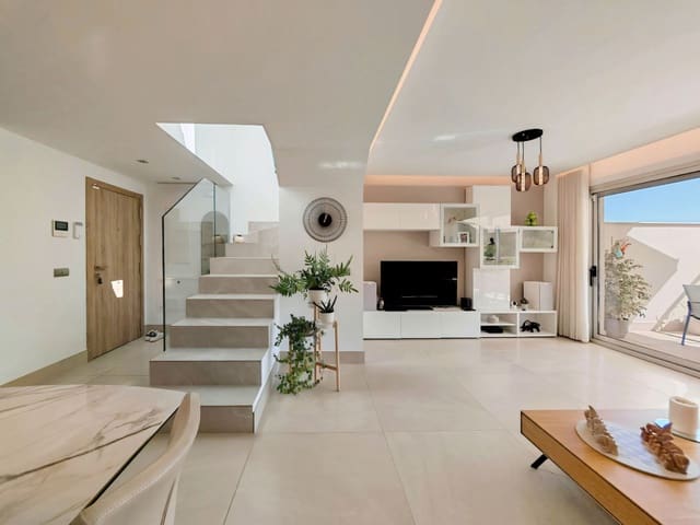 3 sypialnia Penthouse na sprzedaż w La Cala de Mijas, Mijas z basenem garażem - 725 000 € (Ref: 9665787)