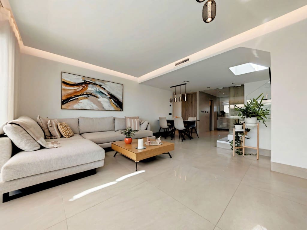 3 sypialnia Penthouse na sprzedaż w La Cala de Mijas z basenem garażem - 725 000 € (Ref: 9665787)