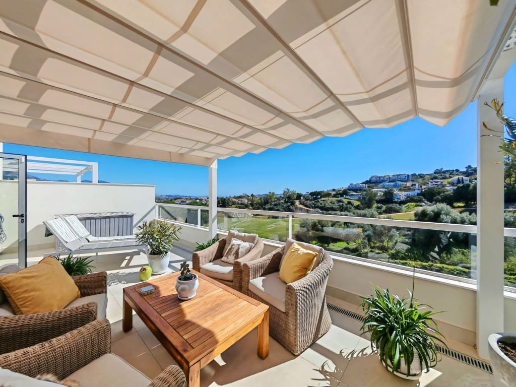 3 sypialnia Penthouse na sprzedaż w La Cala de Mijas z basenem garażem - 725 000 € (Ref: 9665787)