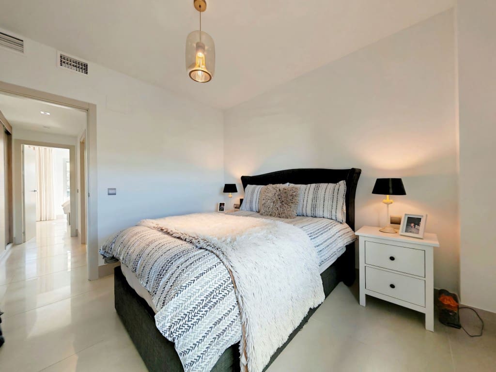 3 sypialnia Penthouse na sprzedaż w La Cala de Mijas z basenem garażem - 725 000 € (Ref: 9665787)