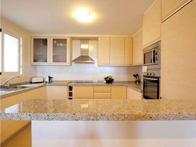 2 slaapkamer Appartement te koop in Calahonda, Mijas met zwembad garage - € 369.920 (Ref: 9665789)