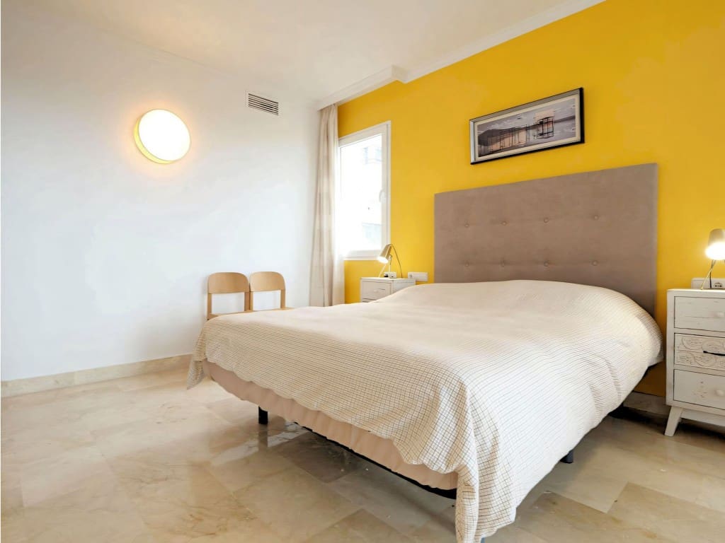 2 slaapkamer Appartement te koop in Calahonda met zwembad garage - € 369.920 (Ref: 9665789)