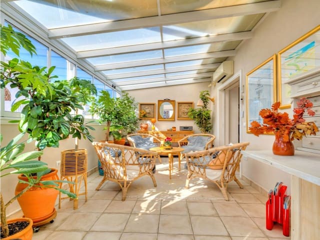 4 bedroom Penthouse for sale in Fuengirola with pool - € 995,000 (Ref: 9665793)