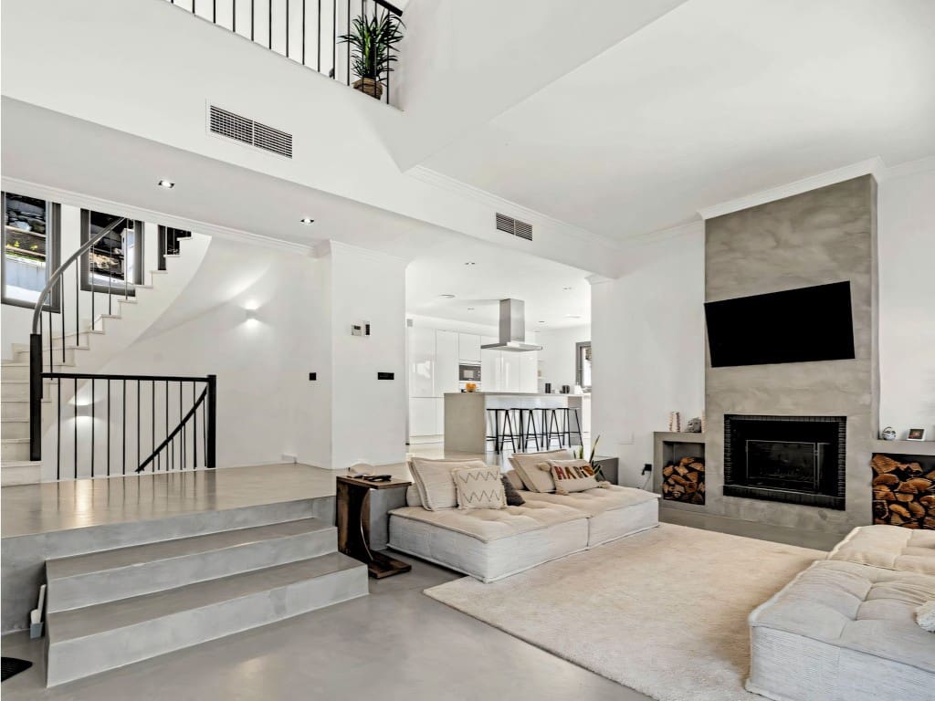 5 makuuhuone Huvila myytävänä paikassa New Golden Mile mukana uima-altaan 
autotalli - 995 000 € (Ref: 9665794)