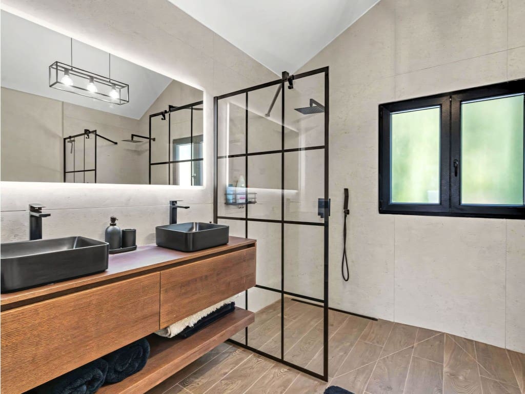 5 makuuhuone Huvila myytävänä paikassa New Golden Mile mukana uima-altaan 
autotalli - 995 000 € (Ref: 9665794)